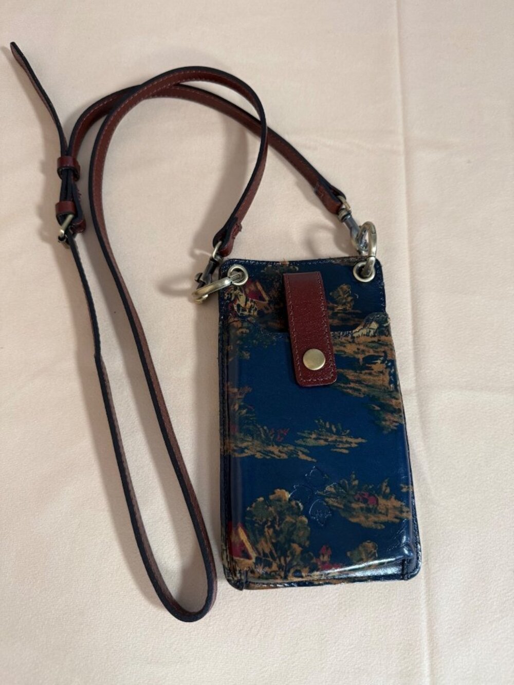 Patricia Nash Farleigh Leather Crossbody Phone Case Wallet Bag Kent Countryside
